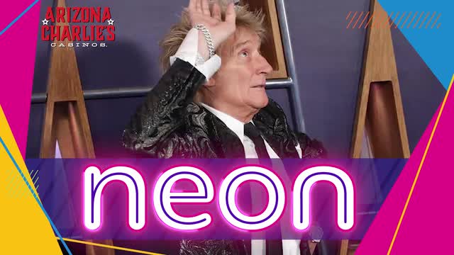 LVRJ Entertainment 7@7 | Rod Stewart calls out 3 1/2 hours before taking stage at Colosseum