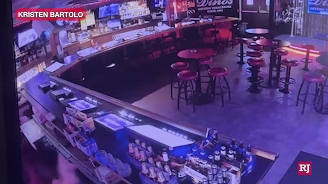 Las Vegas Review Journal News | Dino’s bartender unhurt after Jeep slams into bar