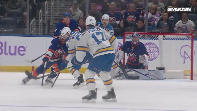 Blues Overpower Islanders with Offensive Outburst and Stellar Goaltending