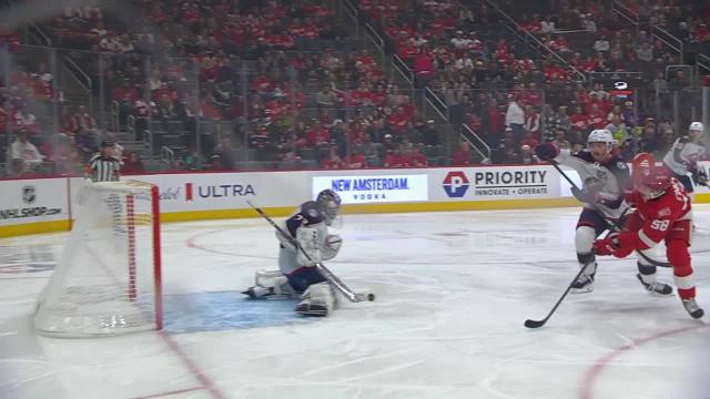 Greaves Shines for Columbus, But Red Wings Prevail in High-Scoring Affair