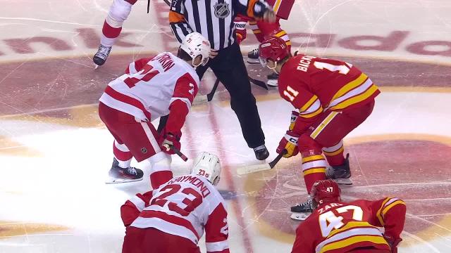 Larkin's OT Winner Lifts Red Wings Over Flames in Back-and-Forth Battle