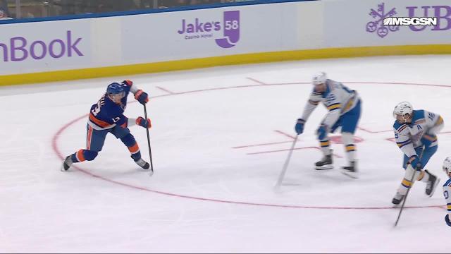 Binnington Stands Tall: Goalie's Huge Saves Stymie Islanders in Blues Win